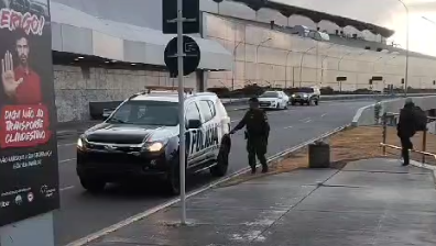 Policial civil é detido após ameaçar funcionário de companhia aérea no aeroporto de Fortaleza