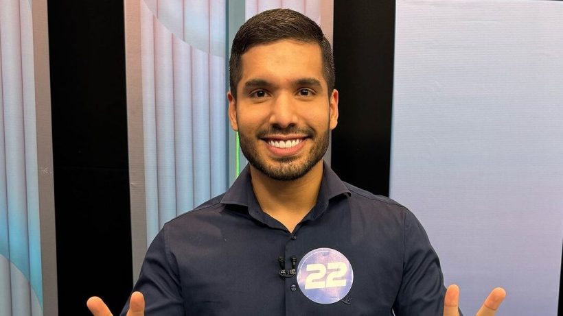 André Fernandes explica prisão de faccionado próximo ao seu ato politico