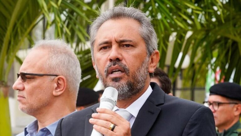 Elmano acompanha envio de PMs para reforço na segurança durante eleição