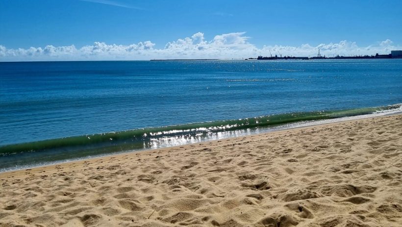 Semace aponta 24 pontos próprios para banho de mar neste fim de semana
