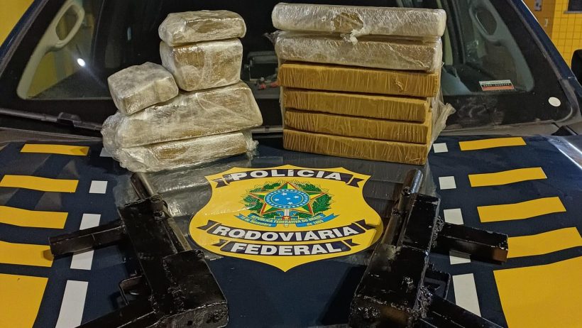 PRF prende mulher com 7,4 kg de maconha e duas armas de grosso calibre, em Caucaia