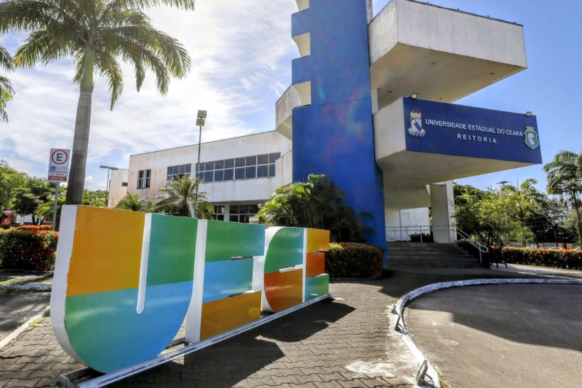 Uece faz oferta inédita de 7.066 vagas para vestibular 2025.1
