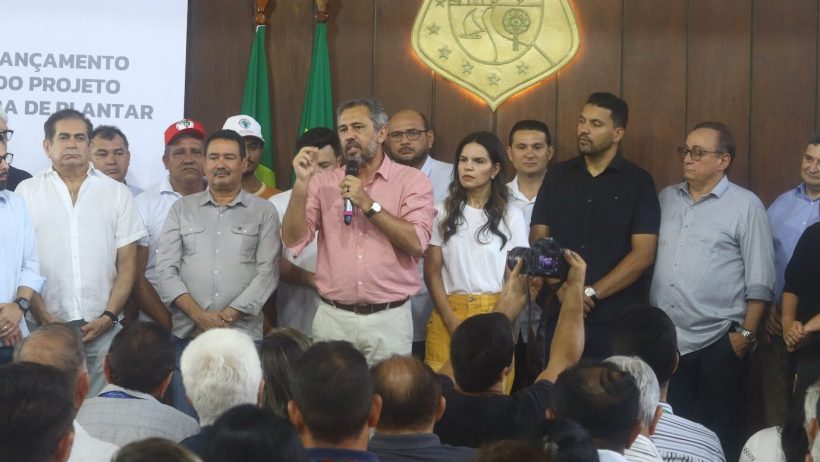 Elmano anuncia investimento de R$ 35 mi para Projeto Hora de Plantar