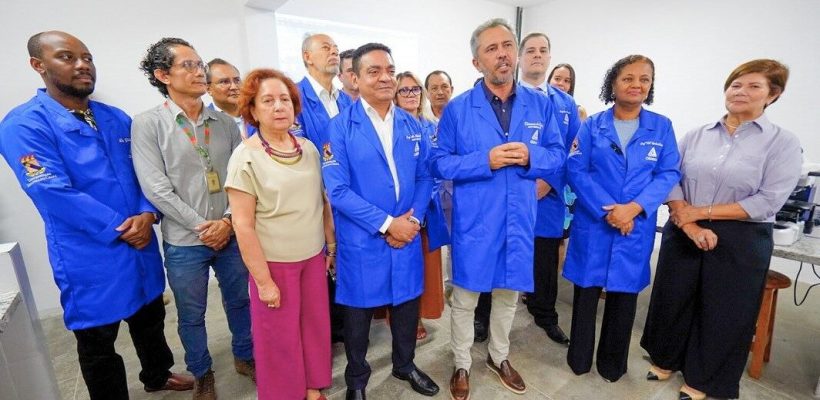 Elmano inaugura complexo com equipamentos de tecnologia europeia na Uece