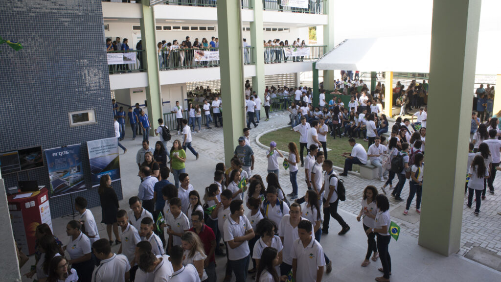 INAUGURACAO DA ESCOLA ESTADUAL DE ENSINO MEDIO JOHNSON NO BAIRRO LUCIANO CAVALCANTE; FOTOS MARCOS STUDART