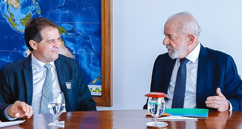 Evandro Leitão se encontra com Lula em Brasília visando os trabalhos para 2025