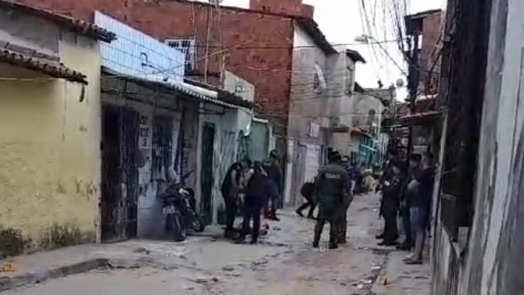 Triplo homicídio é registrado na periferia de Fortaleza