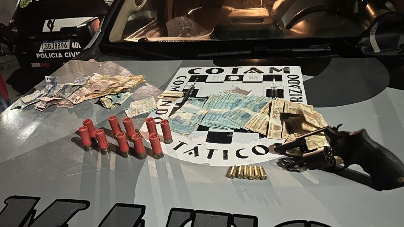 Polícia prende homem com arma, munições e dinheiro no bairro São João do Tauape