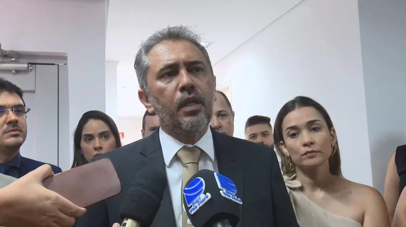 Elmano anuncia criação de centros regionais para crianças com TEA