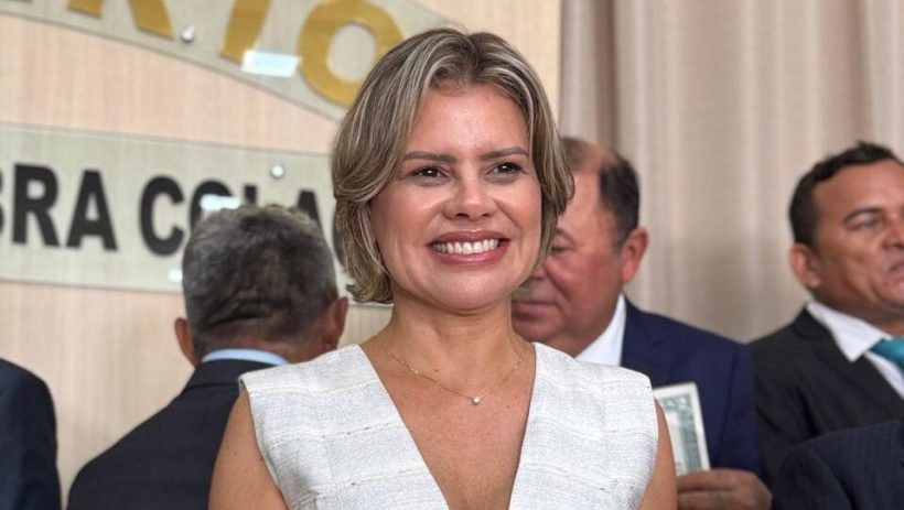 Michele Queiroz é diplomada como prefeita reeleita de Beberibe