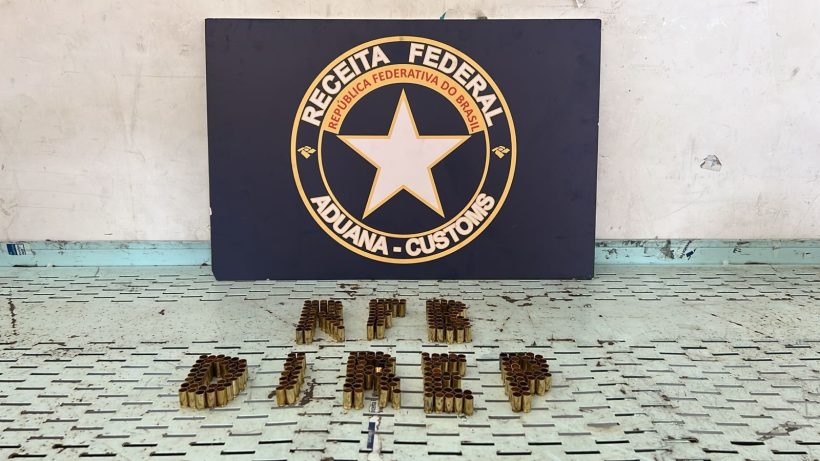 Receita Federal apreende 2.500 cartuchos para arma de 9 mm