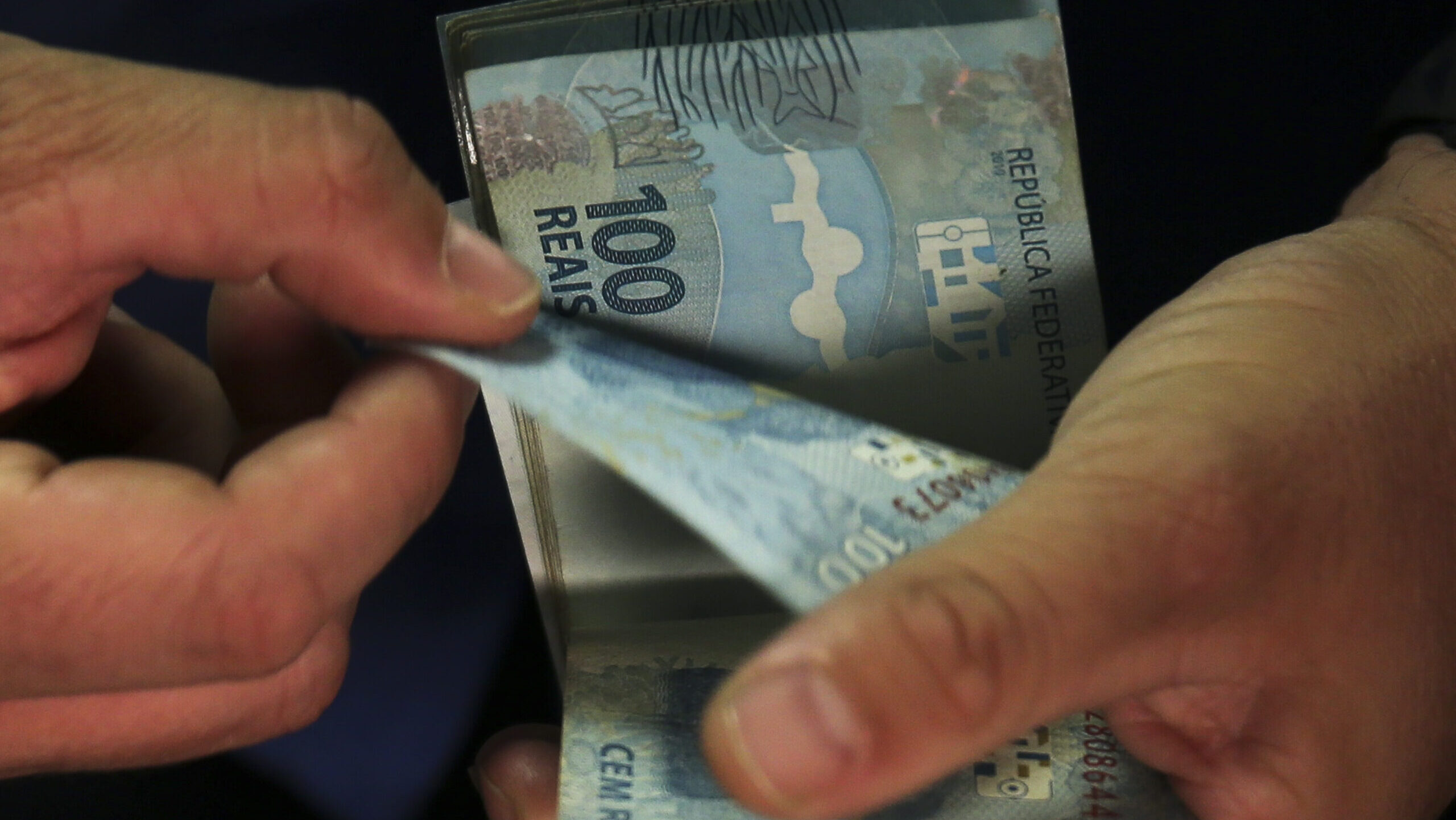 Governo do Ceará antecipa pagamento de fevereiro para servidores públicos