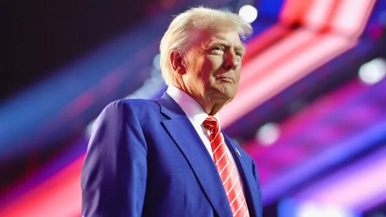 Após aval da FIFA, Trump ironiza participação do Irã na Copa do Mundo