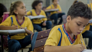 Alunos de escolas municipais do Eusébio vão escolher modelo de fardamento em votação