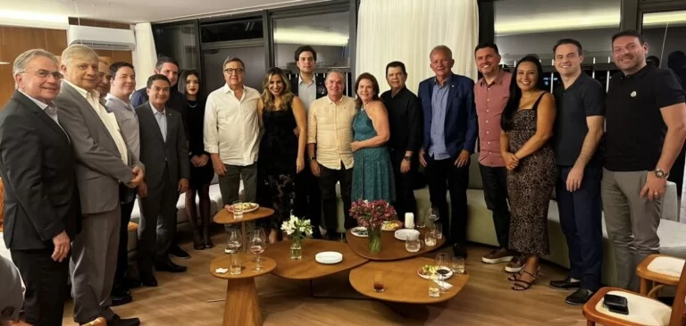 Bancada Federal do Ceará janta com novo presidente da Câmara dos Deputados