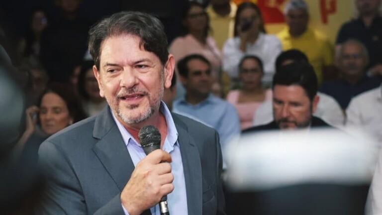 Cid evita preferência para 2ª vaga ao Senado e defende decisão coletiva na base de Elmano