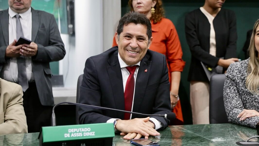 Assembleia Legislativa do Ceará realiza sessão solene em homenagem aos 45 anos do PT