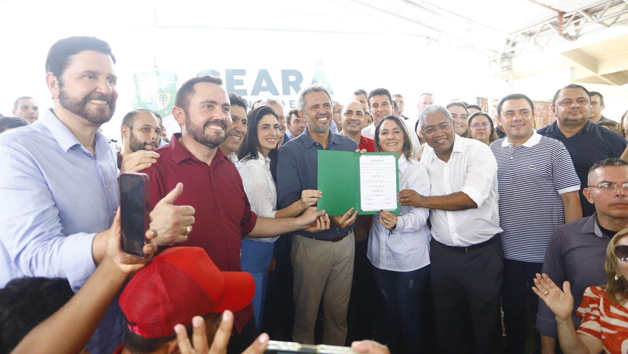Governador Elmano anuncia retomada das obras da Rodoviária e Regional do Detran em Icó
