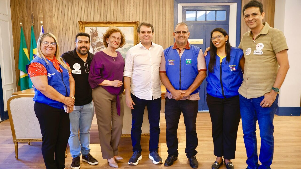 Prefeito Evandro anuncia reajuste do piso dos agentes comunitários de saúde e de endemias