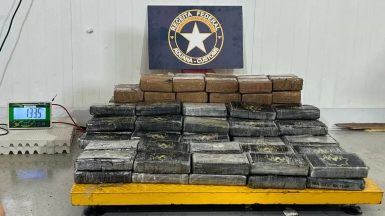 Receita Federal apreende mais de meia tonelada de cocaína em operações nos portos cearenses