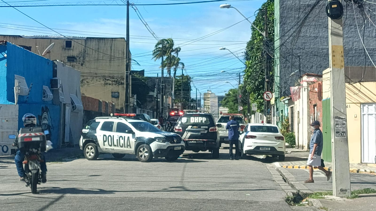 Polícia caça autores do triplo homicídio no José Bonifácio