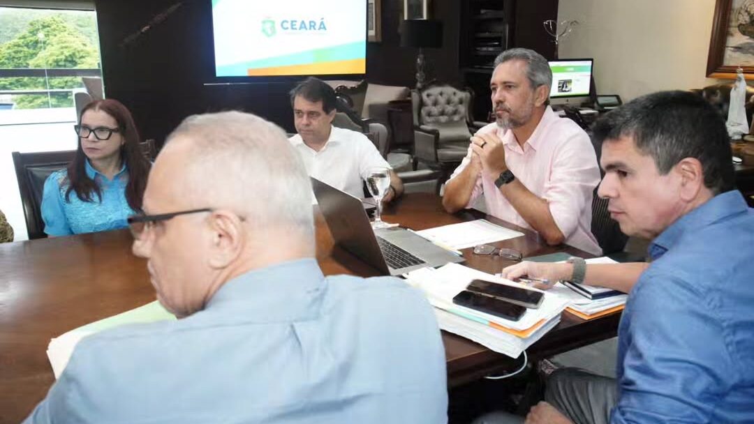 Elmano e Evandro se reúnem no Abolição para discutir medidas de segurança no IJF