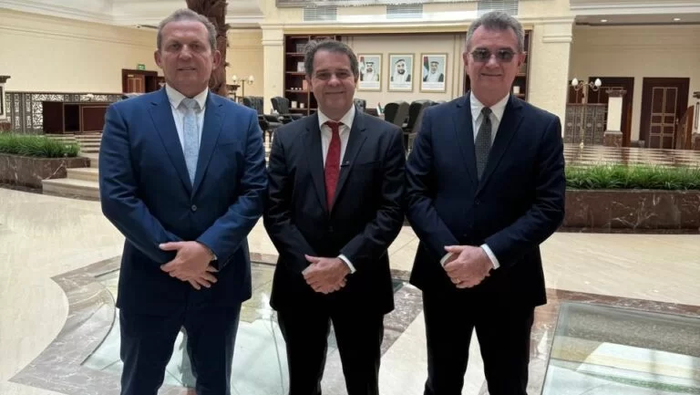 Prefeito Evandro discute investimentos para Fortaleza com sheik dos Emirados Árabes Unidos