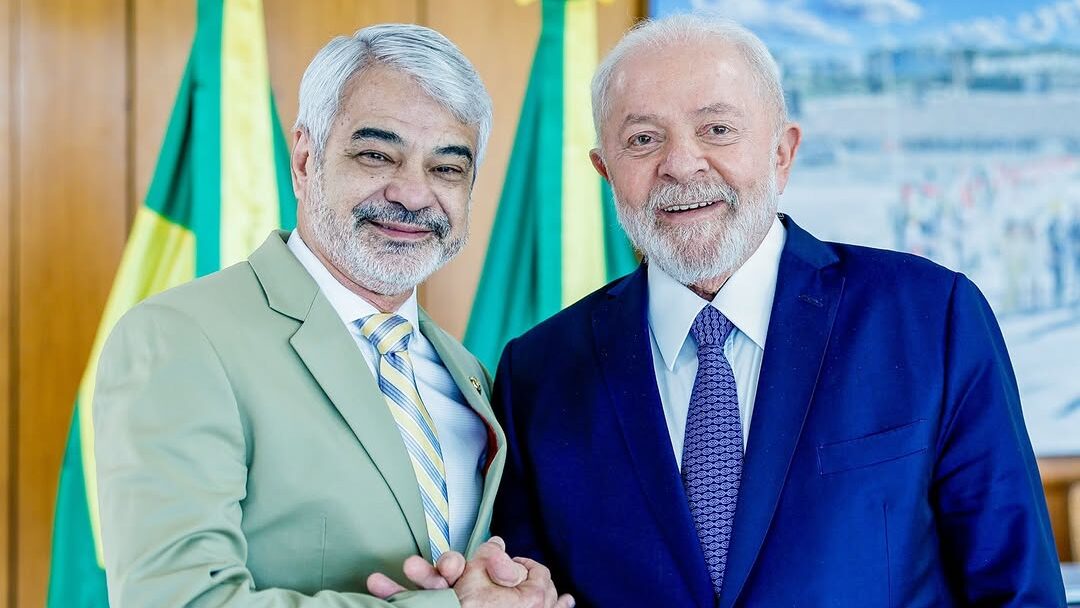 Humberto Costa substitui Gleisi Hoffmann na presidência nacional do PT