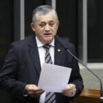 Guimarães vê virada de Lula sobre Flávio Bolsonaro após pesquisa Datafolha