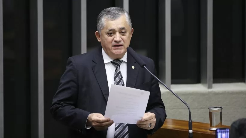 José Guimarães é mantido na liderança do Governo na Câmara dos Deputados