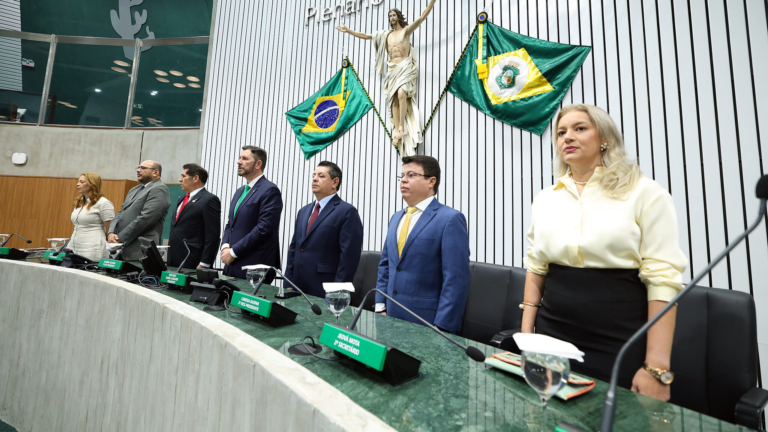 Alece promove sessão solene em homenagem ao Dia do Prefeito