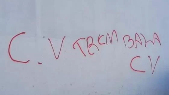 Polícia prende quatro suspeitos por pichações com referências ao CV no Ceará e RN