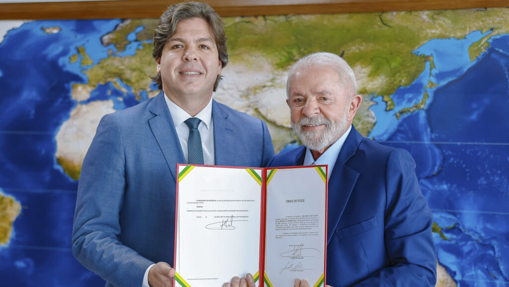 Brasília (DF), 24/04/2025 - Presidente da República, Luiz Inácio Lula da Silva, dá posse a Frederico de Siqueira Filho como Ministro de Estado das Comunicações, durante audiência no Palácio do Planalto. (Foto: Ricardo Stuckert/PR)