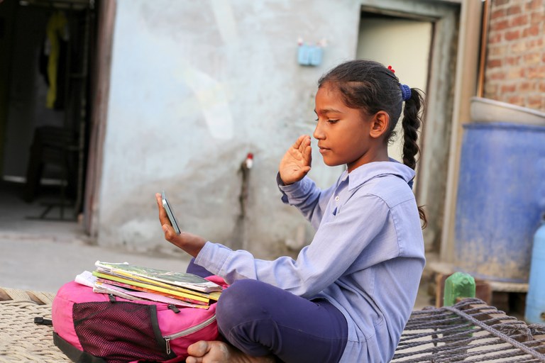 Anatel reforça conectividade em escolas promovendo inclusão digital em todo o Brasil
