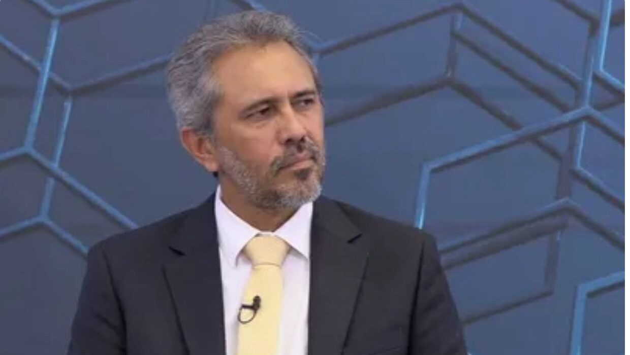 Elmano projeta apoio de Cid em 2026, mesmo com possível candidatura de Ciro ao governo