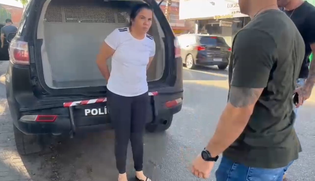 Líder do PCC no Sertão Central é capturada em Fortaleza