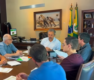 Elmano se reúne com cúpula da Segurança para definir novas ações contra a violência no Ceará