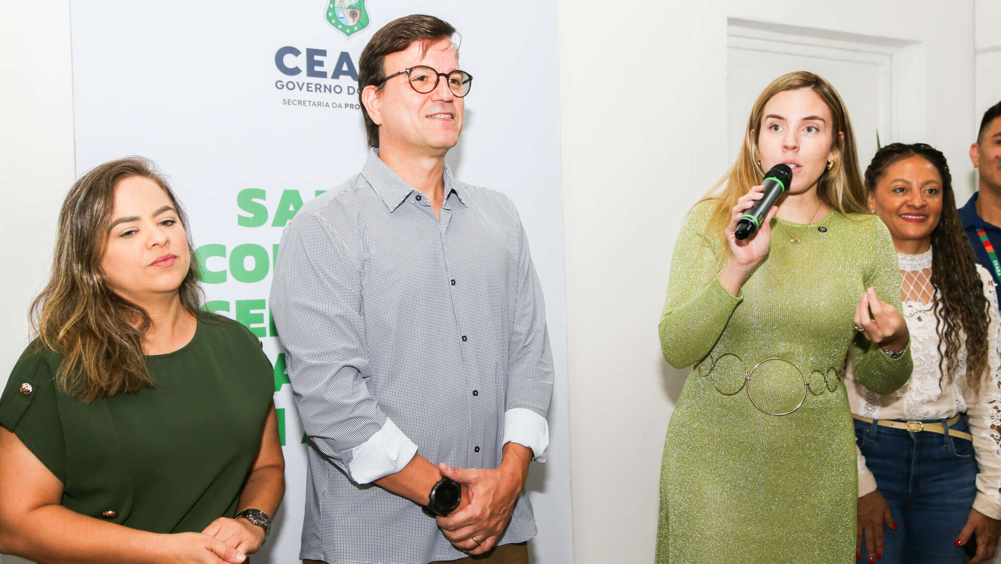 Jade Romero inaugura sala sensorial da Casa do Cidadão no RioMar Kennedy
