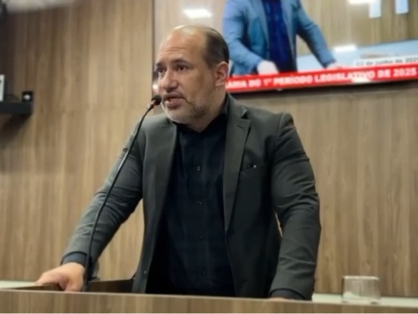 Prefeito de Caucaia esclarece impasse com médicos