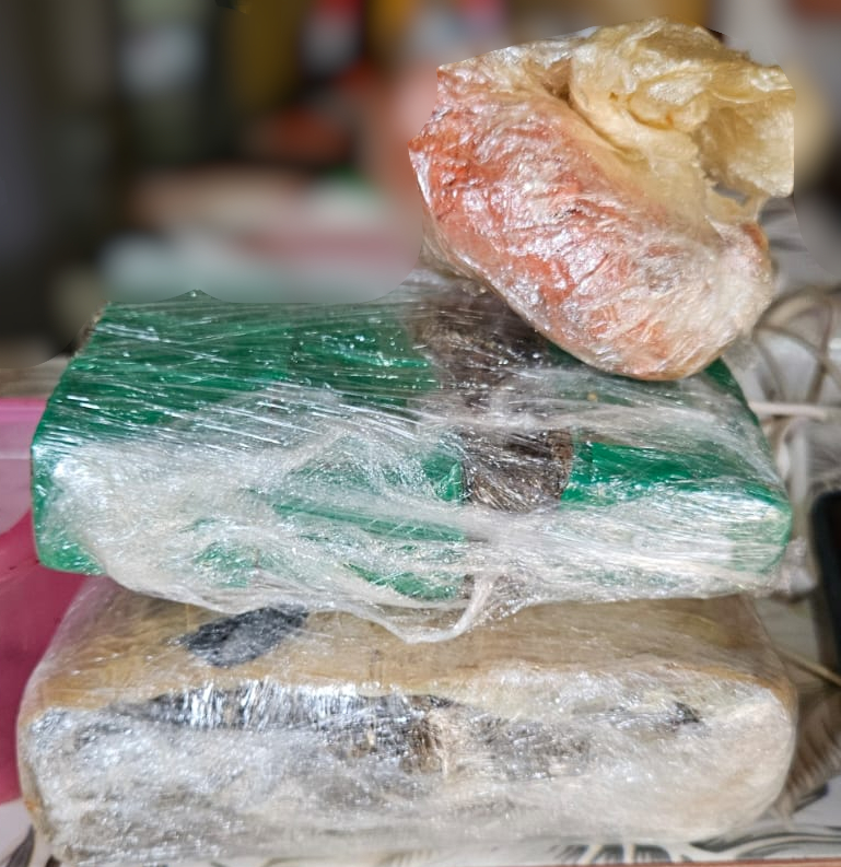 Polícia Civil prende cinco suspeitos com drogas durante operação