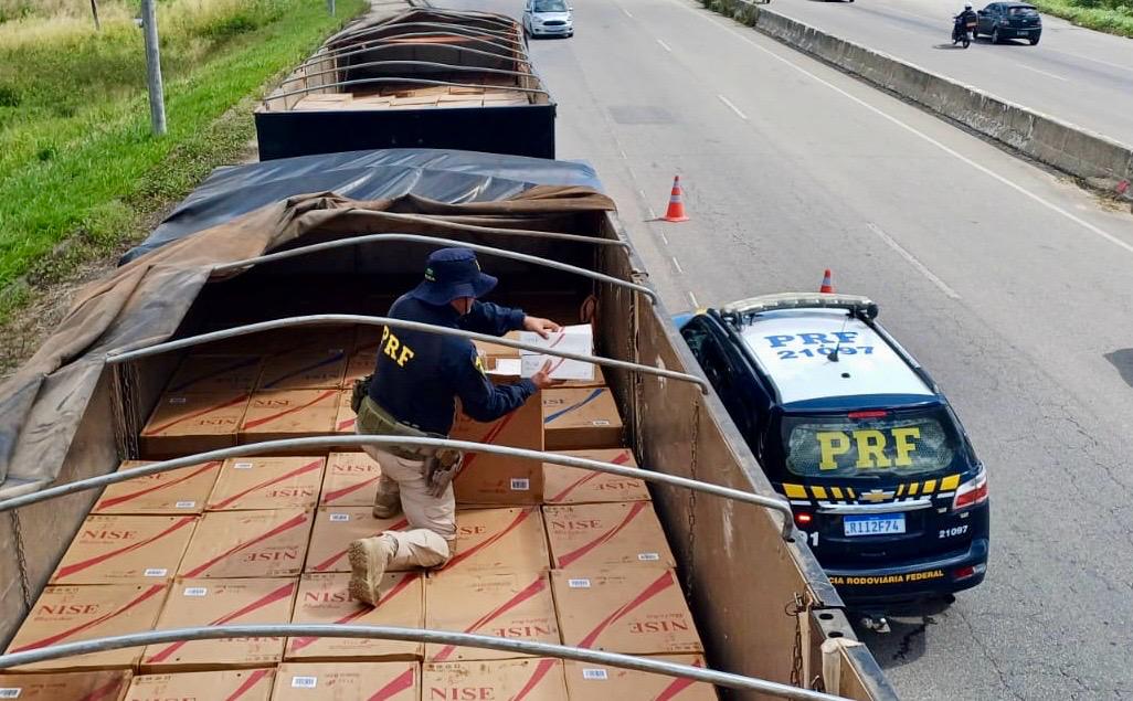 PRF apreende quase 7 milhões de cigarros contrabandeados