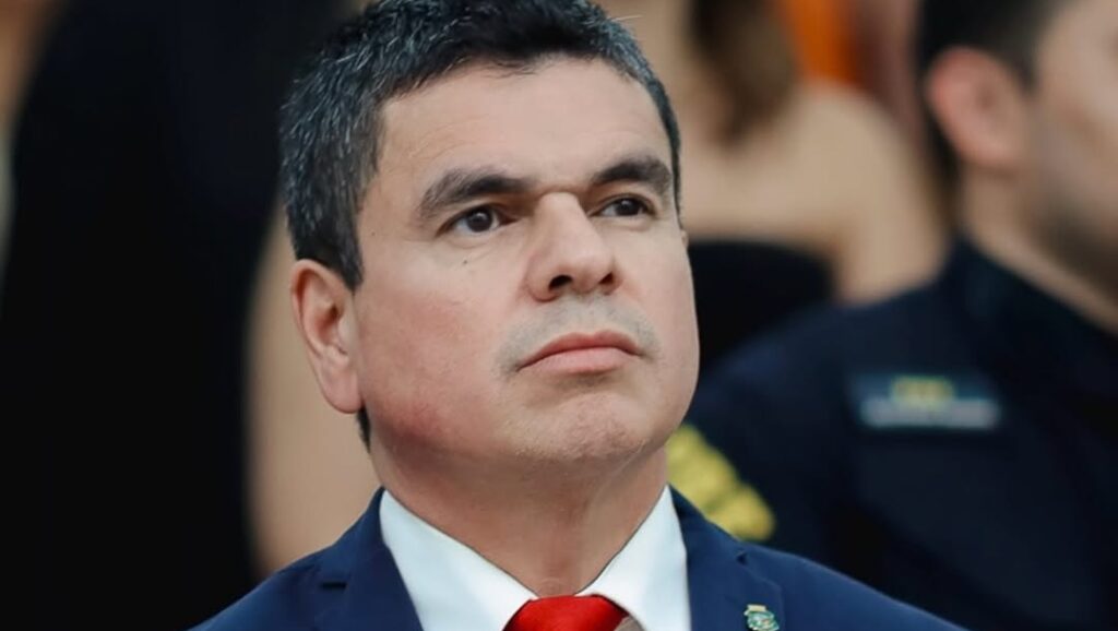 Chagas compara Ciro a Capitão Wagner e afirma que FG termina em terceiro lugar