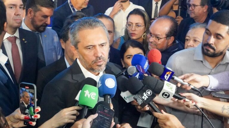 Elmano admite que União Brasil pode fazer parte da base governista