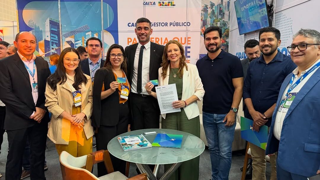 Prefeita Janaína Farias anuncia implantação do programa “Pé de Meia Municipal” em Crateús