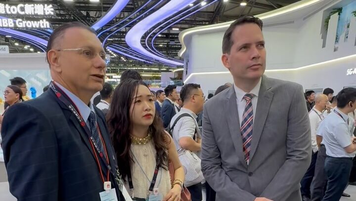 Conselheiro da Anatel, Vicente Aquino, participa do MWC Shanghai 2025, na China