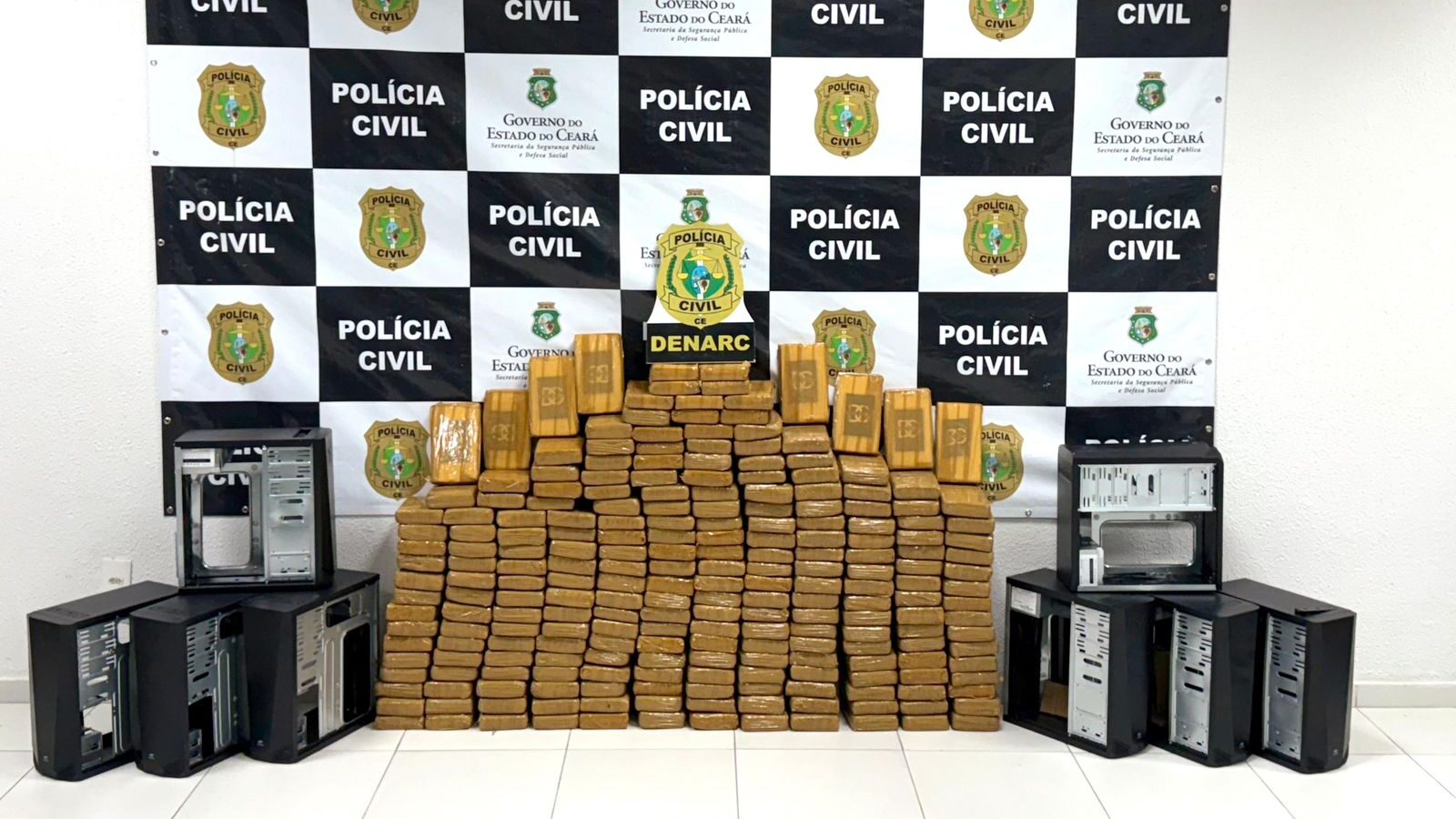 Polícia Civil apreende 230 quilos de entorpecentes no bairro Parangaba