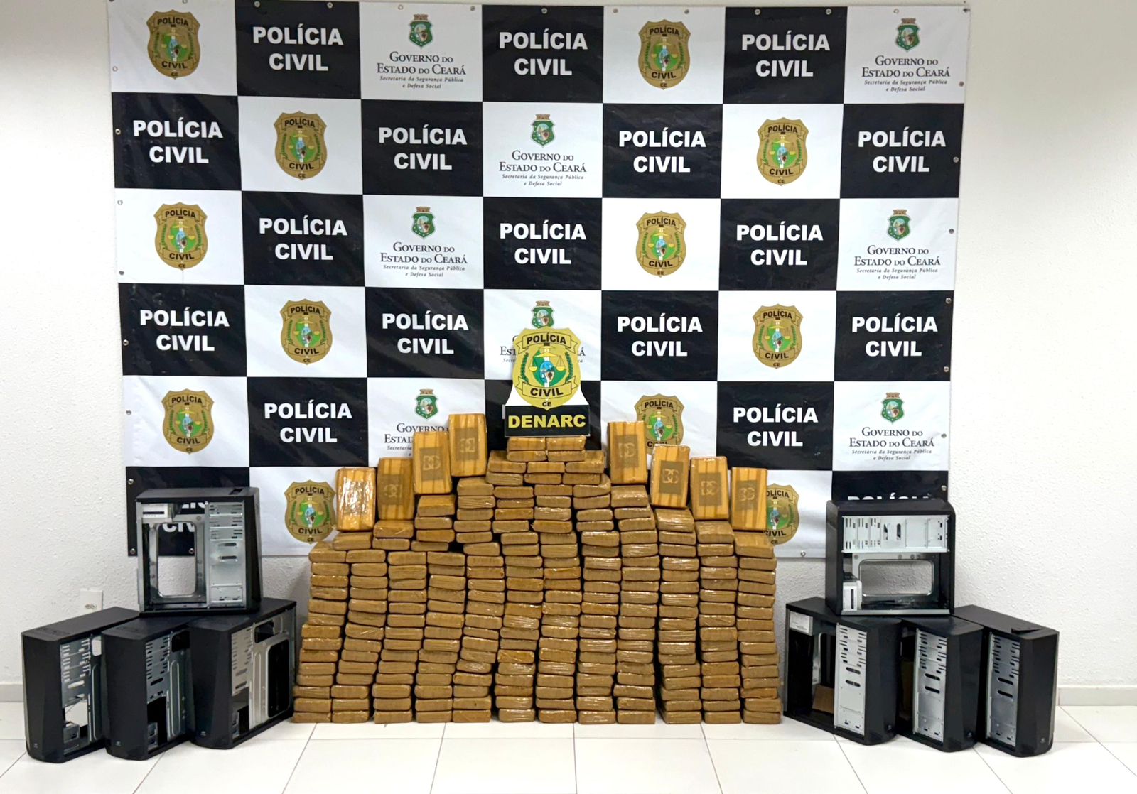 Polícia Civil apreende 230 quilos de entorpecentes no bairro Parangaba