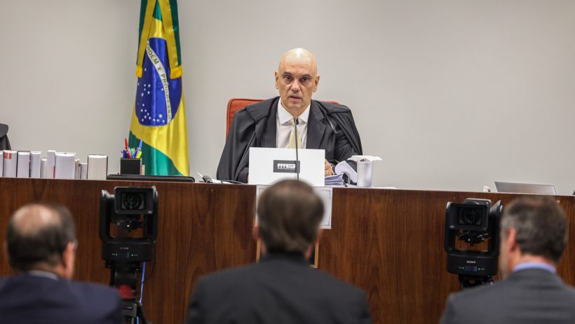 Moraes determina transferência de Bolsonaro para Papudinha