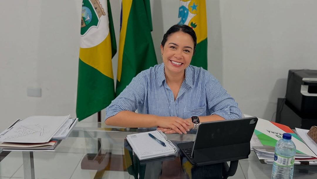 Ana Afif garante que obras de saneamento só continuarão após reparos em ruas de Cascavel