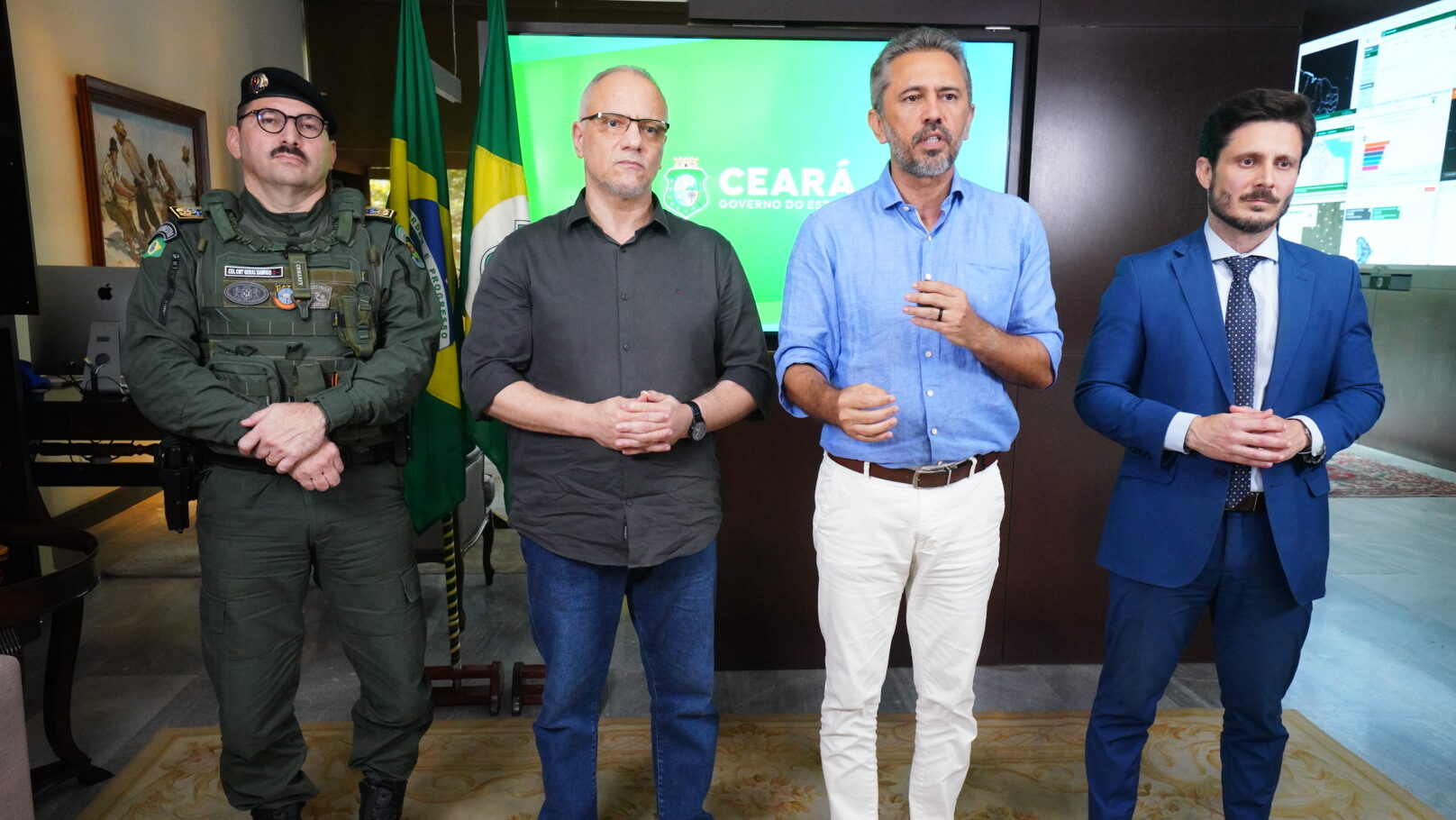 Governador Elmano anuncia blindagem de viaturas das polícias Militar e Civil